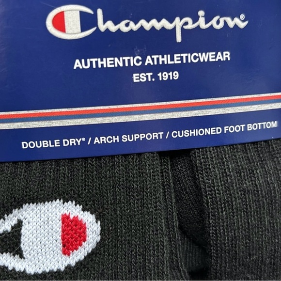 New Champion Socks Women’s 6 Pair Black Crew Socks Athletic Casual Activewear - Picture 9 of 12